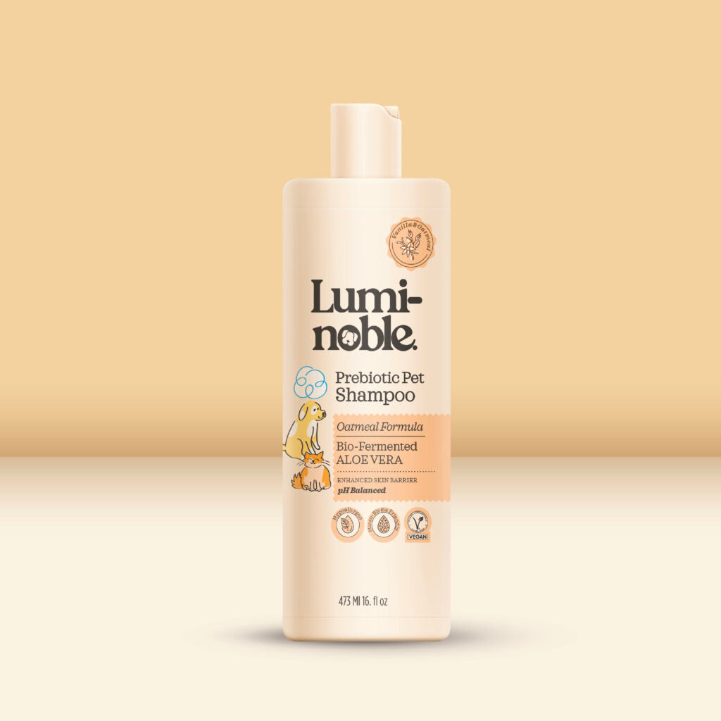 Lumi-noble Prebiotic Pet Shampoo 16 fl oz bottle with aloe vera and oatmeal